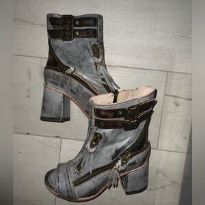 Free bird Bootie